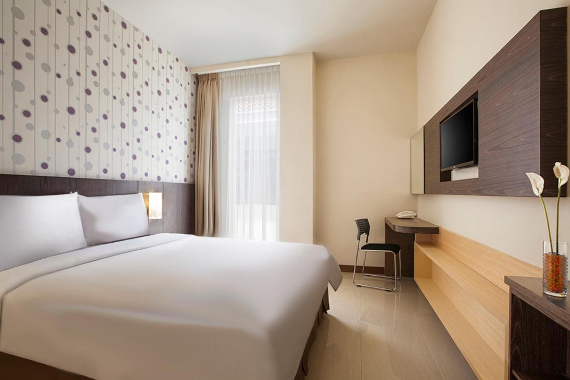 Aveon Express Hotel By Daphna International Yogyakarta Ngoại thất bức ảnh