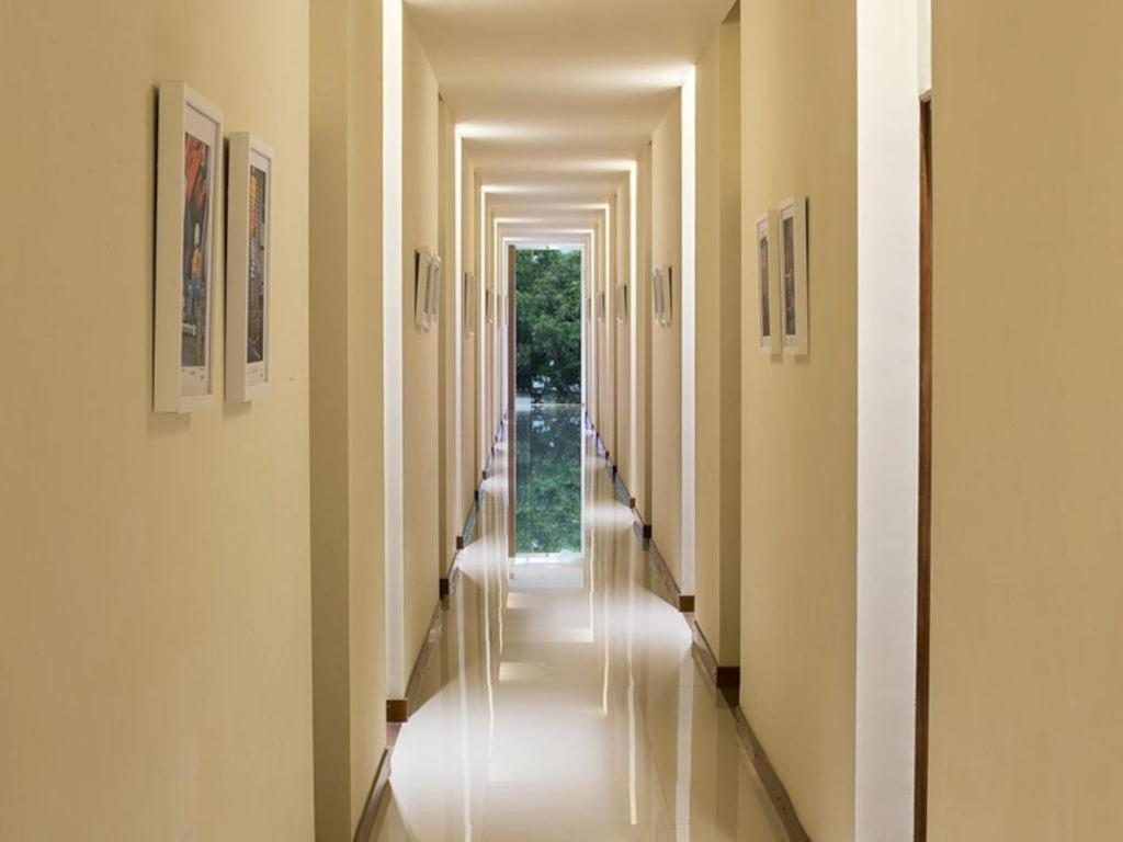 Aveon Express Hotel By Daphna International Yogyakarta Ngoại thất bức ảnh