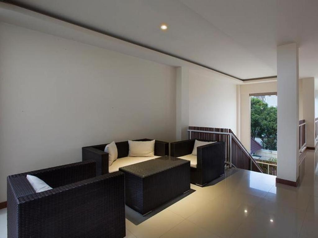 Aveon Express Hotel By Daphna International Yogyakarta Ngoại thất bức ảnh