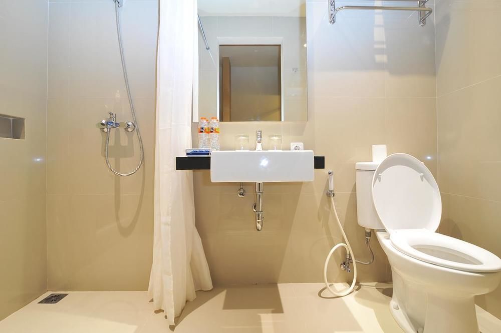 Aveon Express Hotel By Daphna International Yogyakarta Ngoại thất bức ảnh
